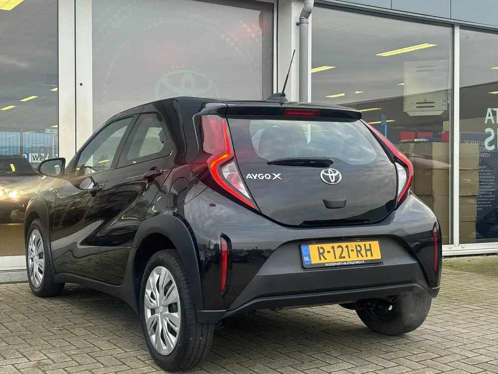 Toyota Aygo X 1.0 VVT-i MT Play Apple Carplay uit 2022, foto 11