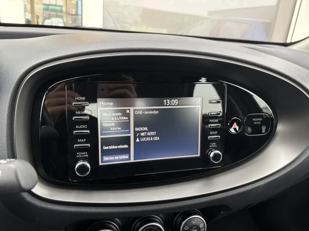 Toyota Aygo X 1.0 VVT-i MT Play Apple Carplay uit 2022, foto 14