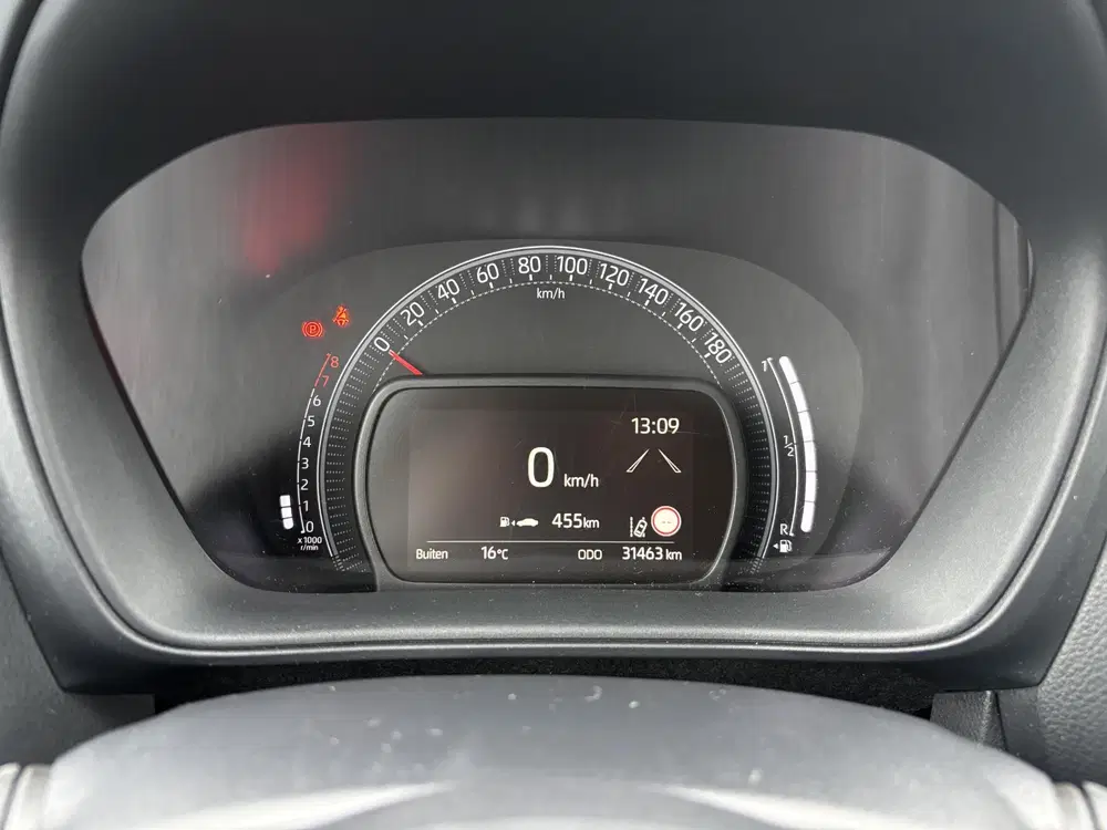 Toyota Aygo X 1.0 VVT-i MT Play Apple Carplay uit 2022, foto 3