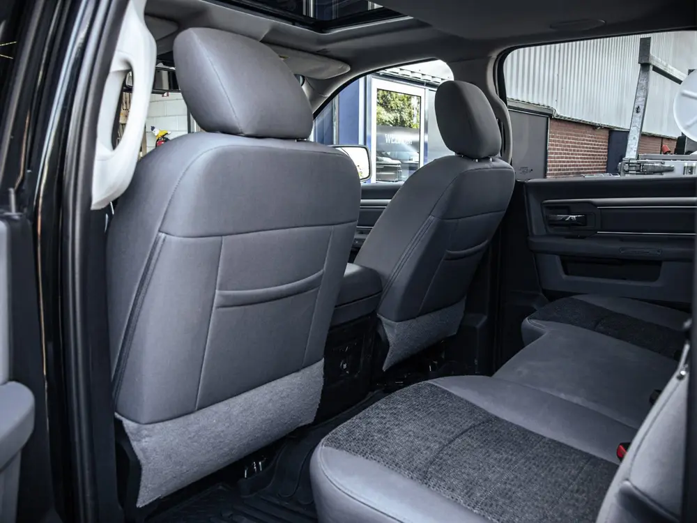 Dodge Ram 1500 SLT Classic 5.7L Hemi V8 Automaat 4x4 Volledi uit 2021, foto 12