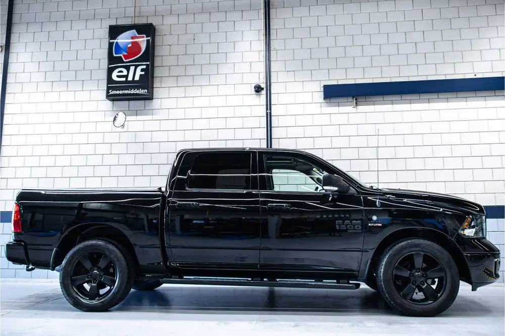Dodge Ram 1500 SLT Classic 5.7L Hemi V8 Automaat 4x4 Volledi uit 2021, foto 3