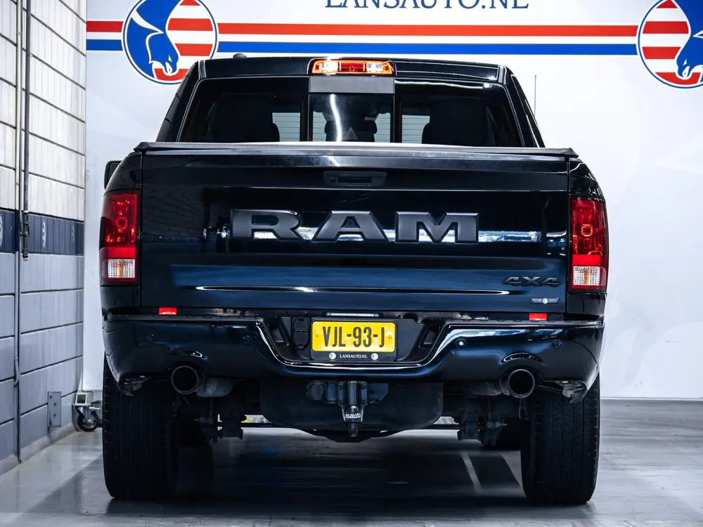Dodge Ram 1500 SLT Classic 5.7L Hemi V8 Automaat 4x4 Volledi uit 2021, foto 5