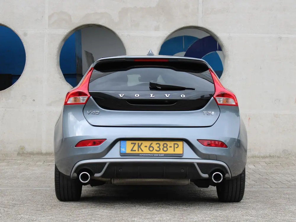 Volvo V40 1.5 T3 Polar+ Sport | CRUISE CONTROL | ACHTERUITRI uit 2019, foto 3
