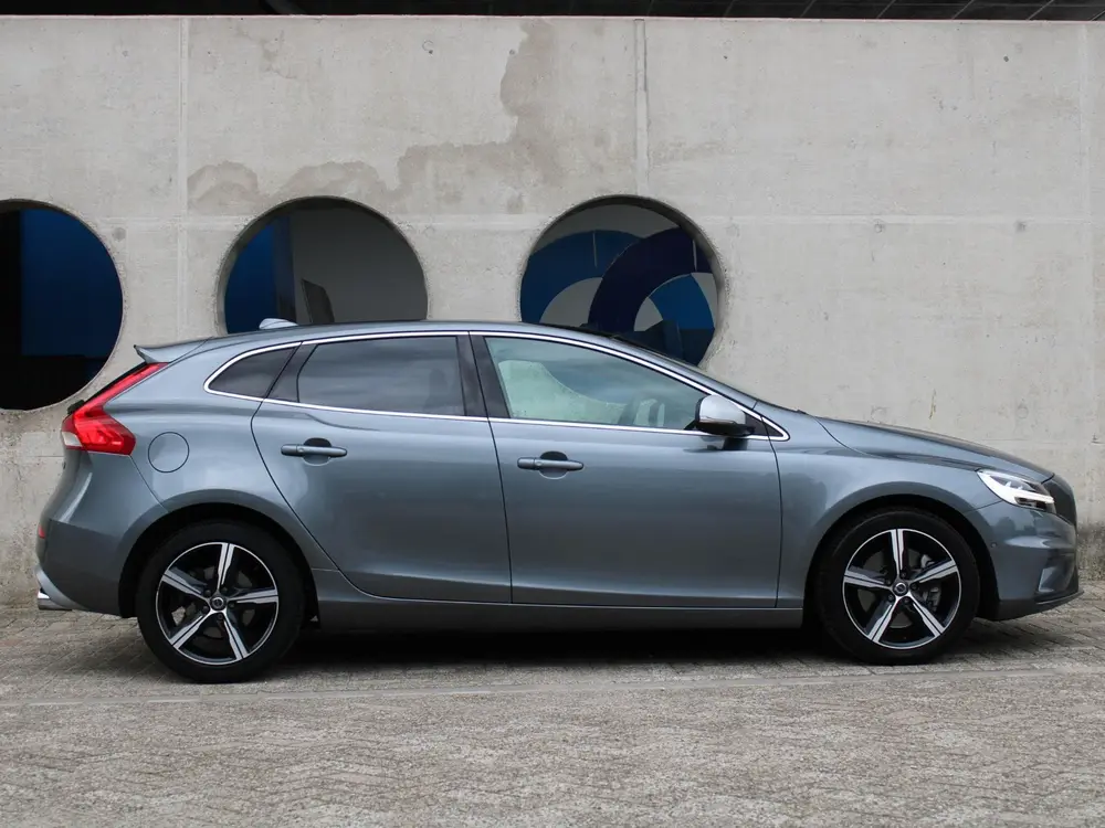 Volvo V40 1.5 T3 Polar+ Sport | CRUISE CONTROL | ACHTERUITRI uit 2019, foto 4