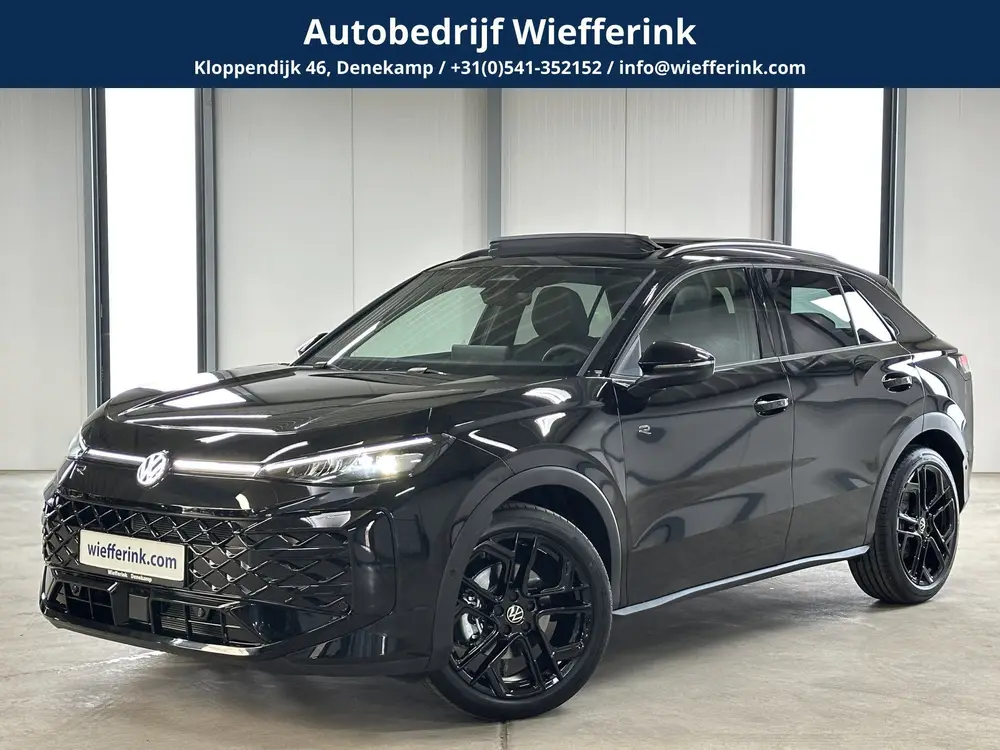 Volkswagen T-Roc 1.5 eTsi R-Line First Edition | H&K | Trekh uit 2026