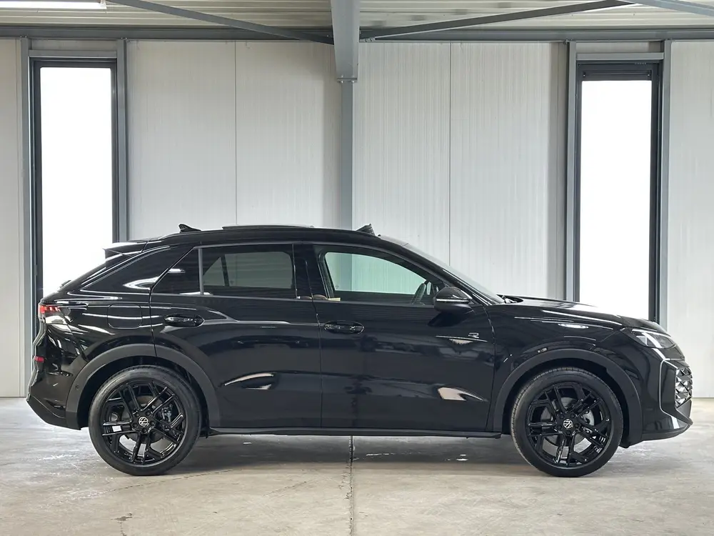 Volkswagen T-Roc 1.5 eTsi R-Line First Edition | H&K | Trekh uit 2026, foto 6