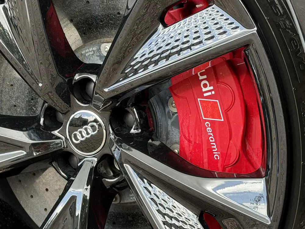 Audi RS6 Avant 4.0 TFSI quattro uit 2020, foto 12
