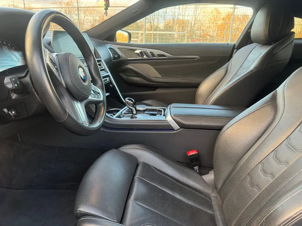 BMW 8-serie 8-Serie M850i 530pk Xdrive Aut 2020 Zwart uit 2020, foto 11