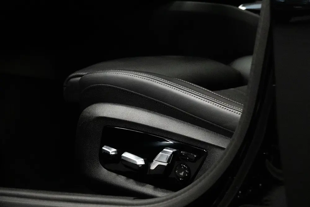 BMW B5 Allrad *Bowers & Wilkins / Stoelventilatie + Massa uit 2023, foto 13