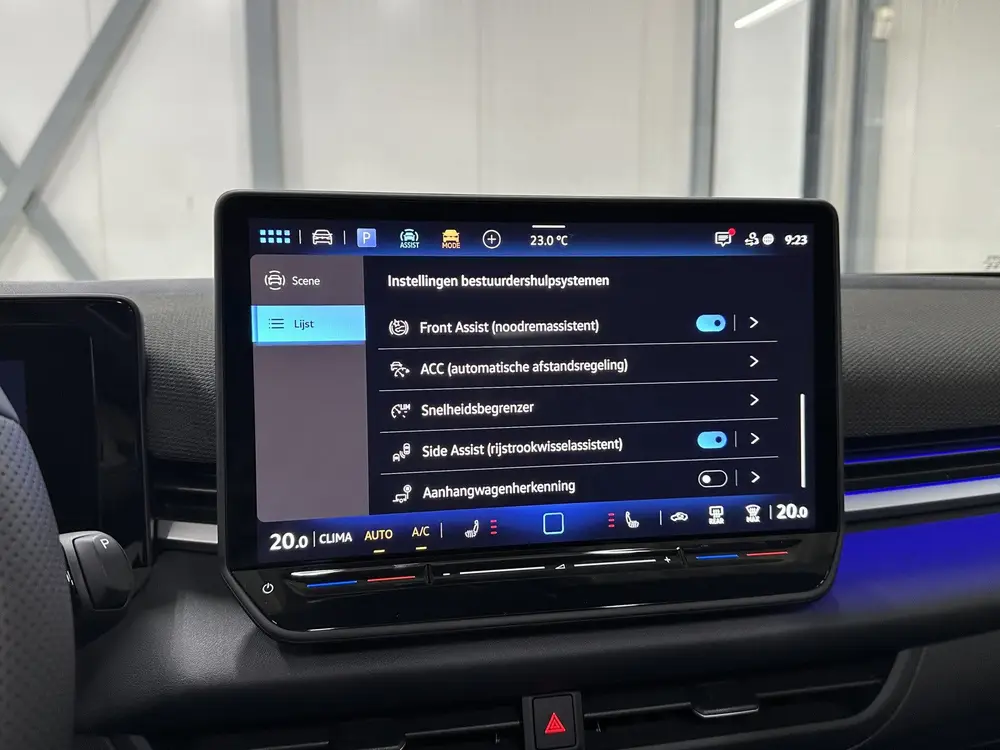 Volkswagen T-Roc 1.5 eTsi R-Line First Edition | Trekhaak | uit 2026, foto 20