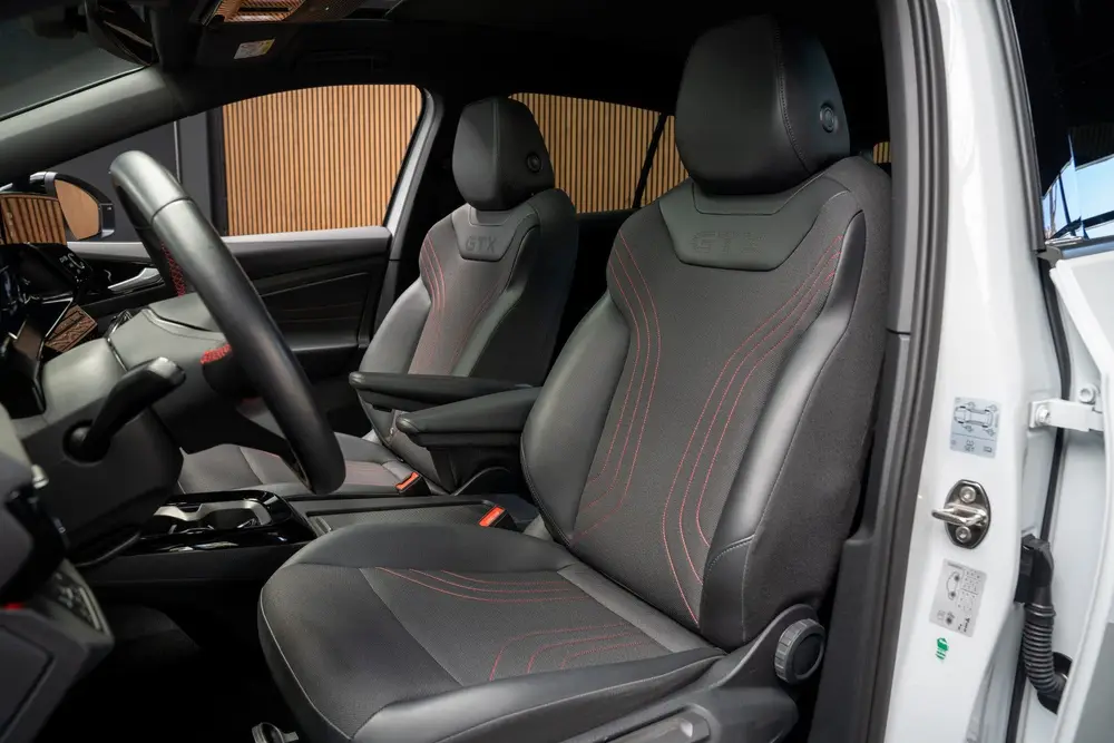 Volkswagen ID.4 GTX 4Motion 77 kWh Head up Panorama trekhaak uit 2023, foto 10