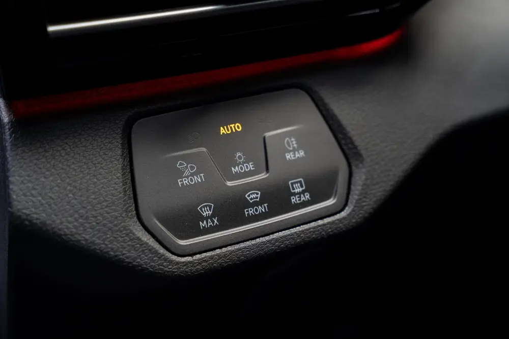 Volkswagen ID.4 GTX 4Motion 77 kWh Head up Panorama trekhaak uit 2023, foto 16