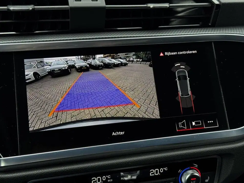 Audi Q3 45 TFSI e S edition uit 2023, foto 18