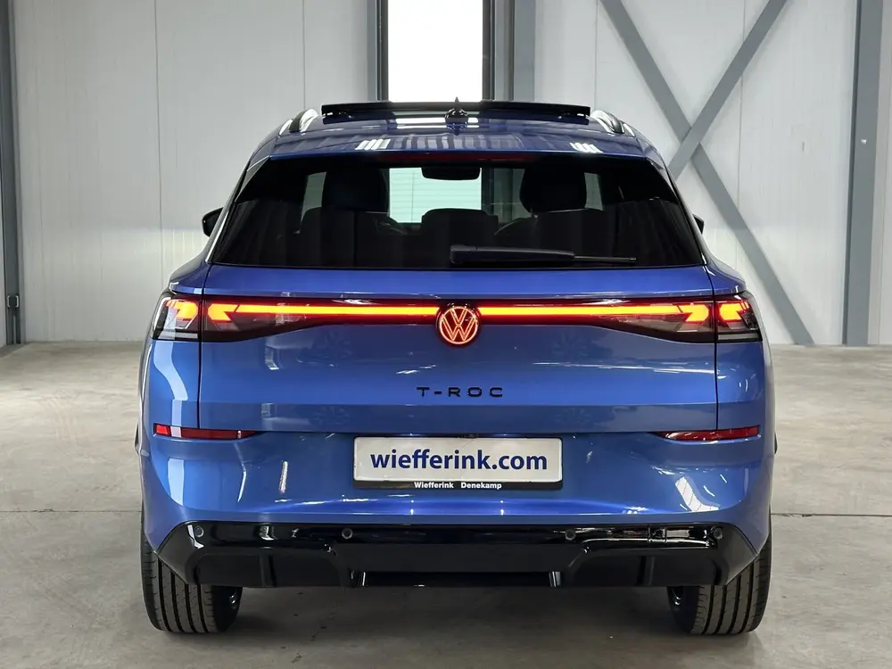 Volkswagen T-Roc 1.5 eTsi R-Line First Edition | Trekhaak | uit 2026, foto 7