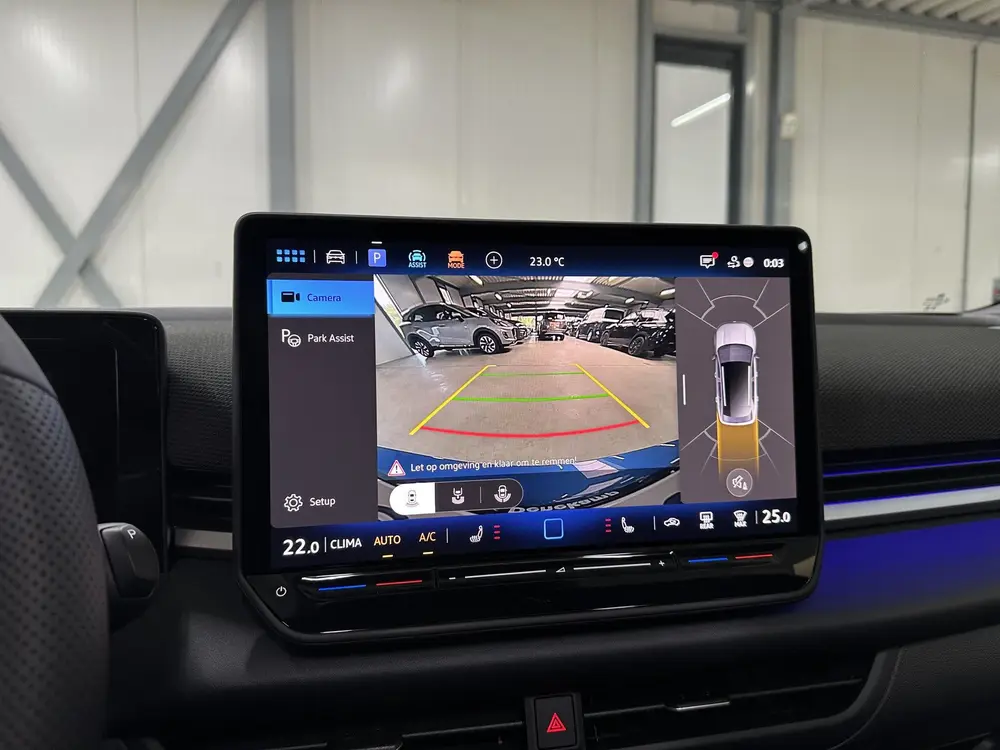 Volkswagen T-Roc 1.5 eTsi R-Line First Edition | Trekhaak | uit 2026, foto 15