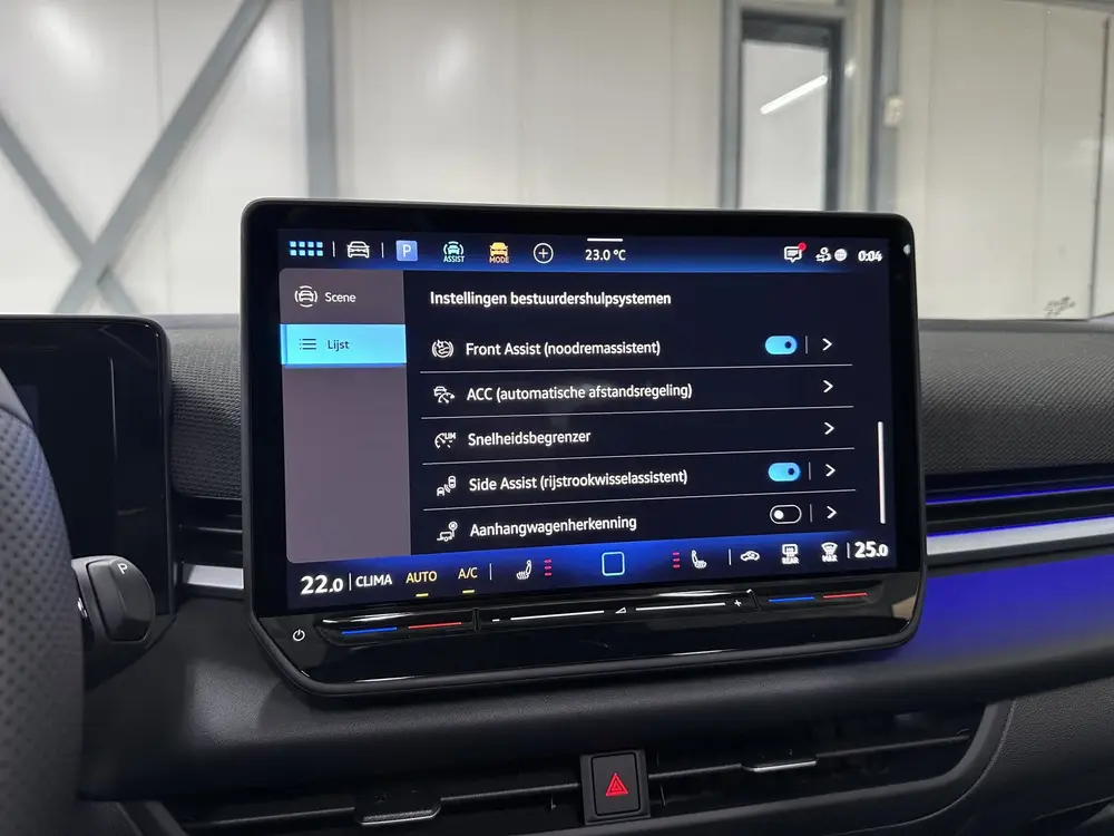 Volkswagen T-Roc 1.5 eTsi R-Line First Edition | Trekhaak | uit 2026, foto 20