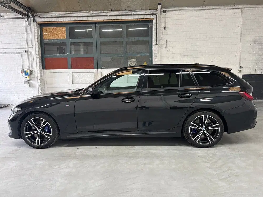 BMW 3-serie M340i xDrive uit 2025, foto 2