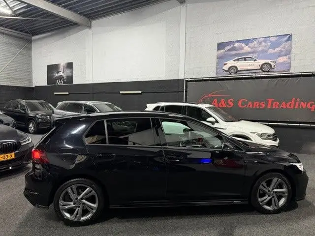 Volkswagen Golf 1.5 eTSI R-Line uit 2024, foto 14