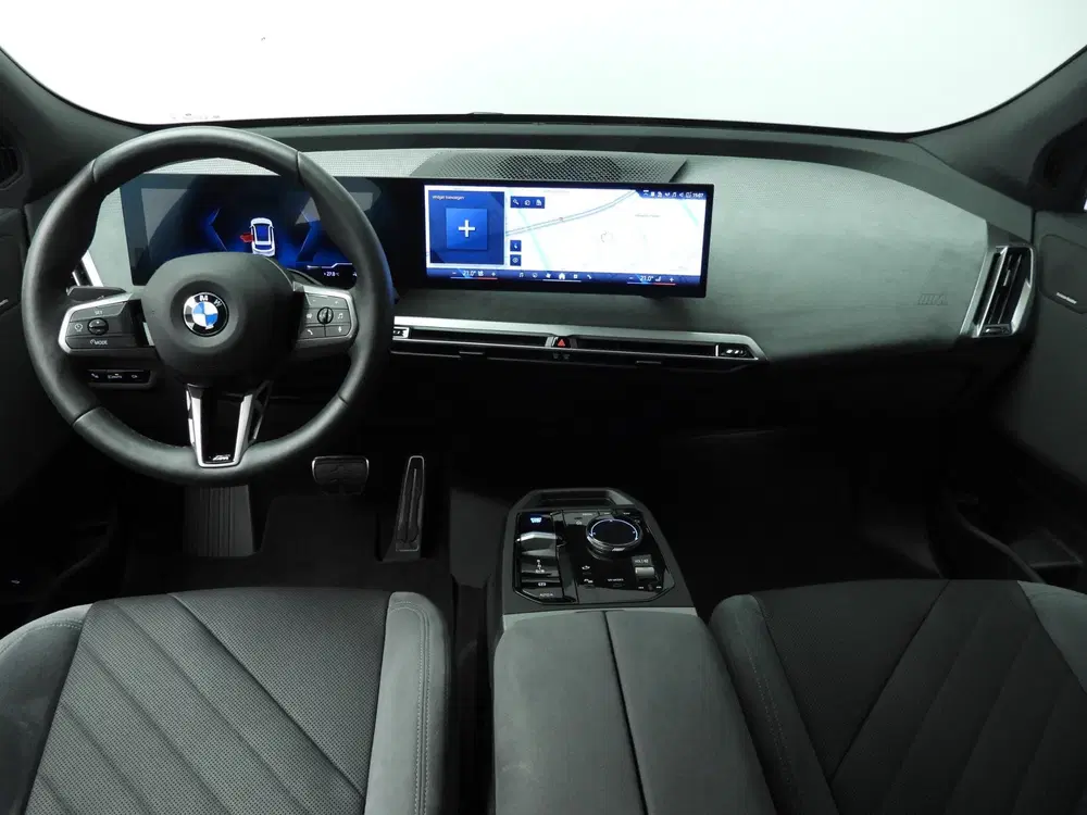 BMW iX xDrive45 uit 2026, foto 10