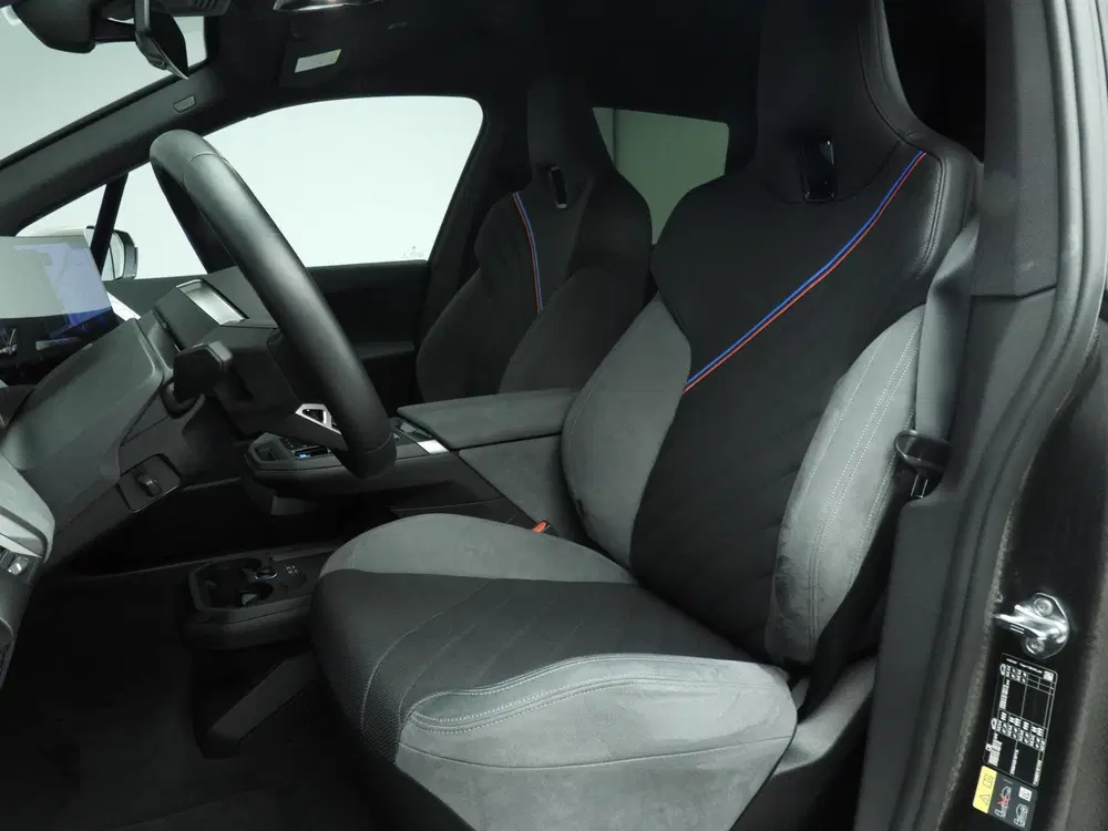 BMW iX xDrive45 uit 2026, foto 7