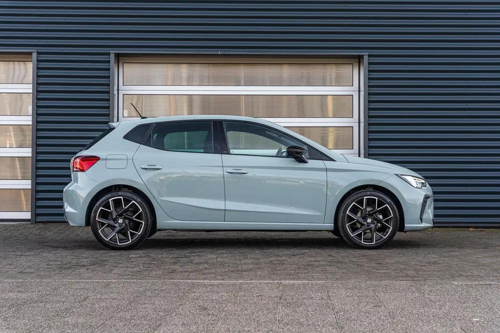 SEAT Ibiza 1.0 EcoTSI 95pk FR Business Connect uit 2026, foto 3