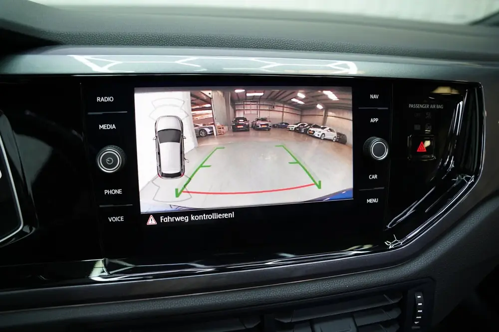 Volkswagen Polo 2.0 TSI GTI PANO VIRTUAL CAMERA ACC CARPLAY uit 2019, foto 17