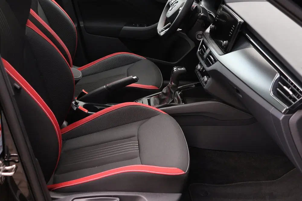 Skoda Kamiq 1.0 TSI Monte Carlo Panoramadak Camera Tre uit 2022, foto 18