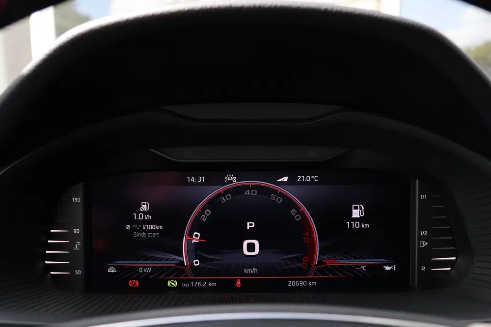 Skoda Kamiq 1.0 TSI Monte Carlo Panoramadak Camera Tre uit 2022, foto 4