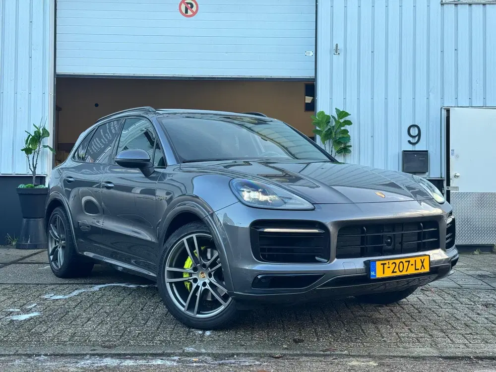 Porsche Cayenne 3.0 E-HYBRID uit 2021, foto 4
