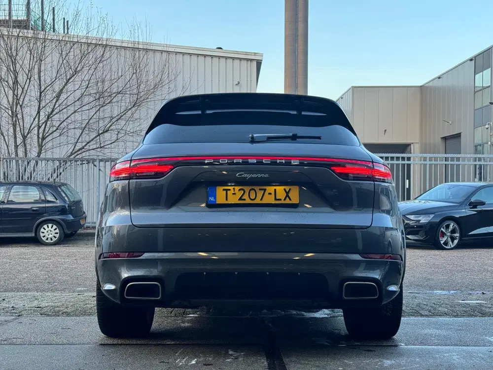 Porsche Cayenne 3.0 E-HYBRID uit 2021, foto 7