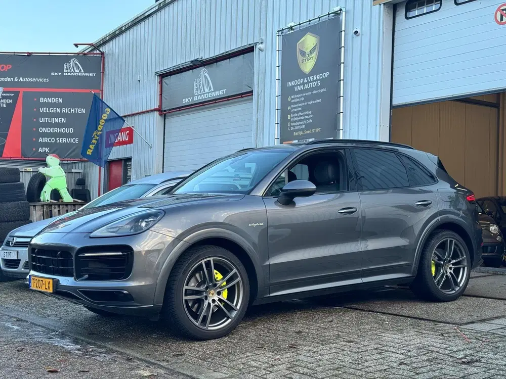 Porsche Cayenne 3.0 E-HYBRID uit 2021, foto 9