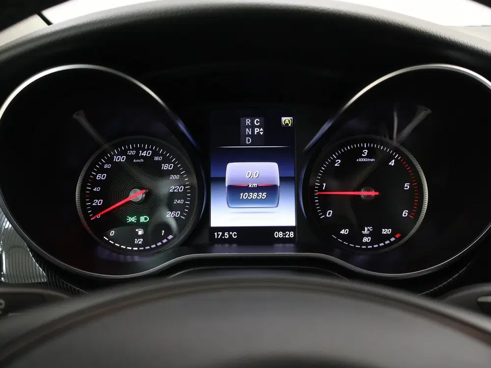 Mercedes-Benz V-Klasse 220d uit 2019, foto 11