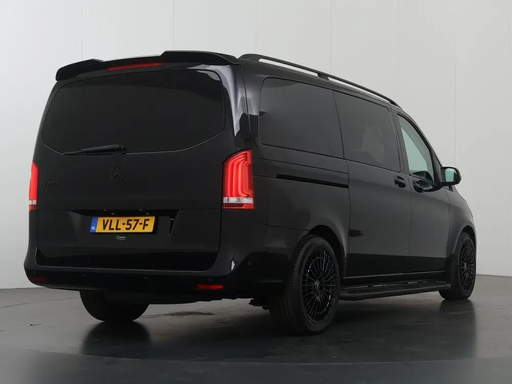 Mercedes-Benz V-Klasse 220d uit 2019, foto 2