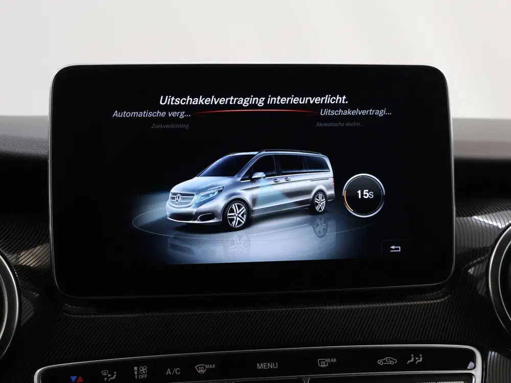 Mercedes-Benz V-Klasse 220d uit 2019, foto 20
