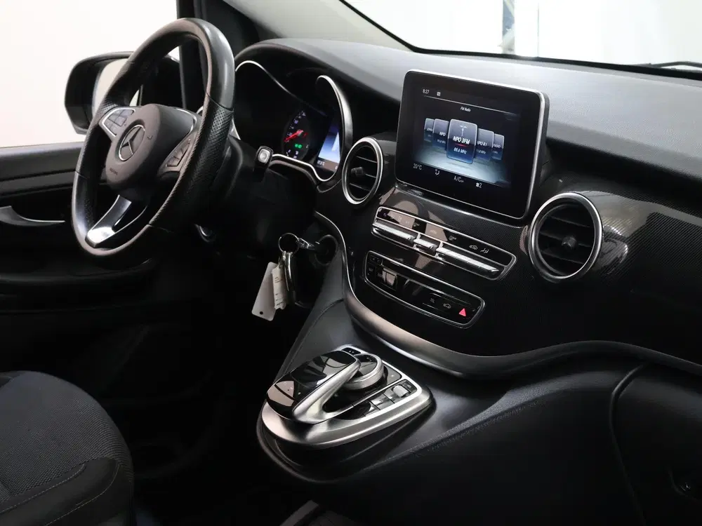 Mercedes-Benz V-Klasse 220d uit 2019, foto 9