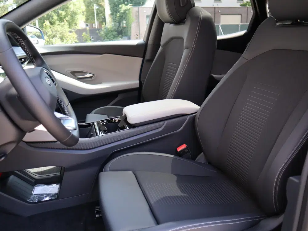 Ford Explorer Premium Extended Range RWD 77 kWh uit 2026, foto 15