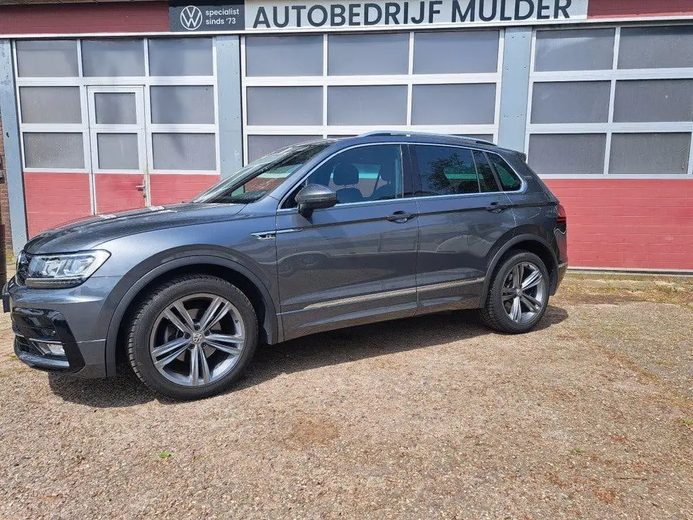Volkswagen TIGUAN 1.5 TSI 150 Pk ACT R-Line Highline Panodak uit 2019