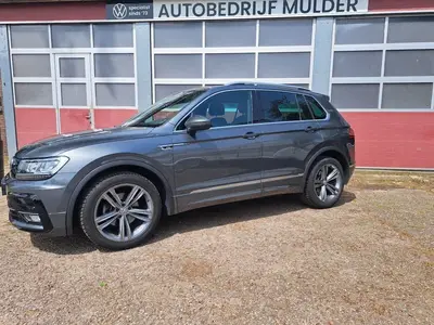 Volkswagen TIGUAN 1.5 TSI 150 Pk ACT R-Line Highline Panodak uit 2019