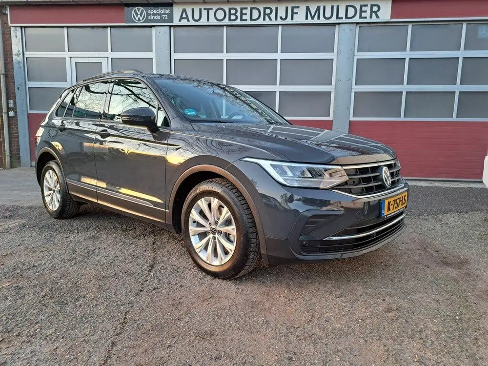 Volkswagen TIGUAN 1.5 TSI 150 Pk Life Business Dsg-7 Ecc Pdc uit 2021, foto 2