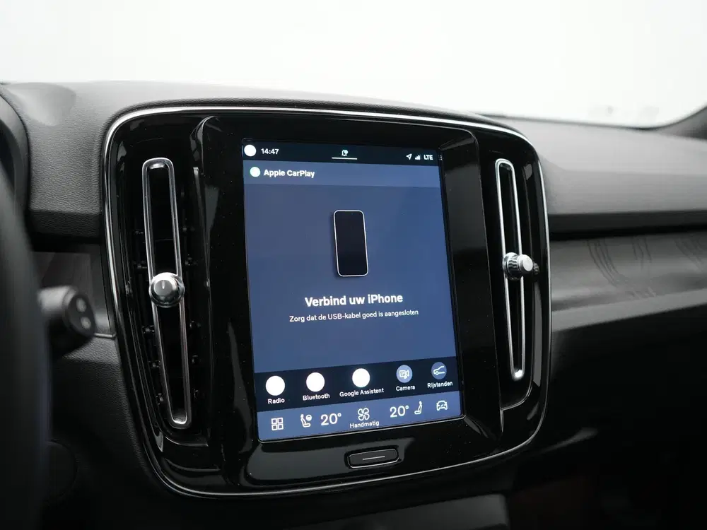 Volvo XC40 Recharge Ultimate 69 kWh 232pk Dealer O.H. uit 2023, foto 13