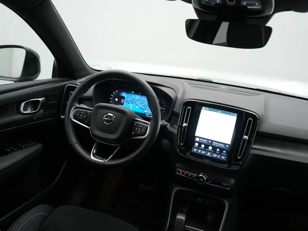 Volvo XC40 Recharge Ultimate 69 kWh 232pk Dealer O.H. uit 2023, foto 16