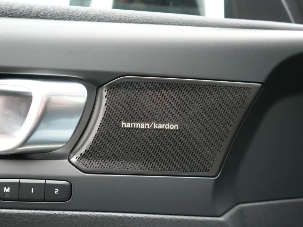 Volvo XC40 Recharge Ultimate 69 kWh 232pk Dealer O.H. uit 2023, foto 19