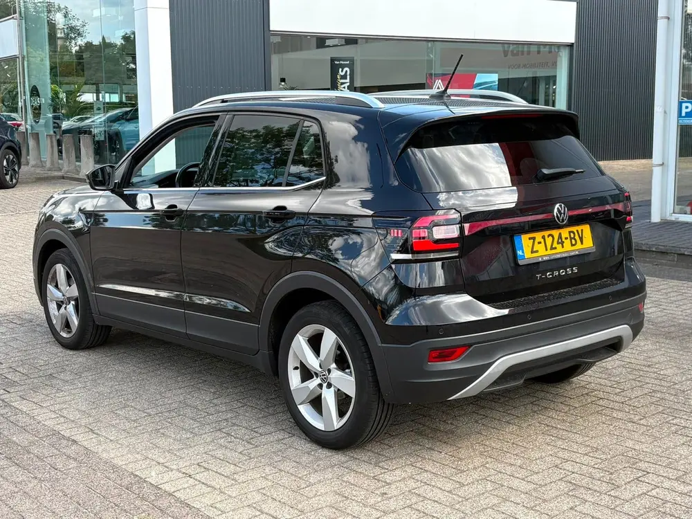 Volkswagen T-Cross 1.5 TSI 150pk 7-DSG 2022 Zwart uit 2022, foto 3