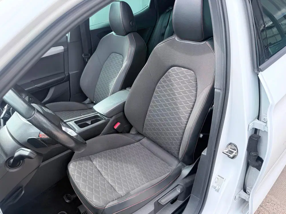 SEAT Leon 1.5 eTSI FR VOL OPTIES NAP PANO CARPLAY NI uit 2021, foto 11
