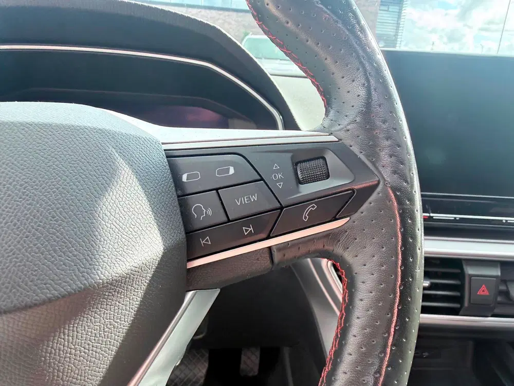 SEAT Leon 1.5 eTSI FR VOL OPTIES NAP PANO CARPLAY NI uit 2021, foto 15