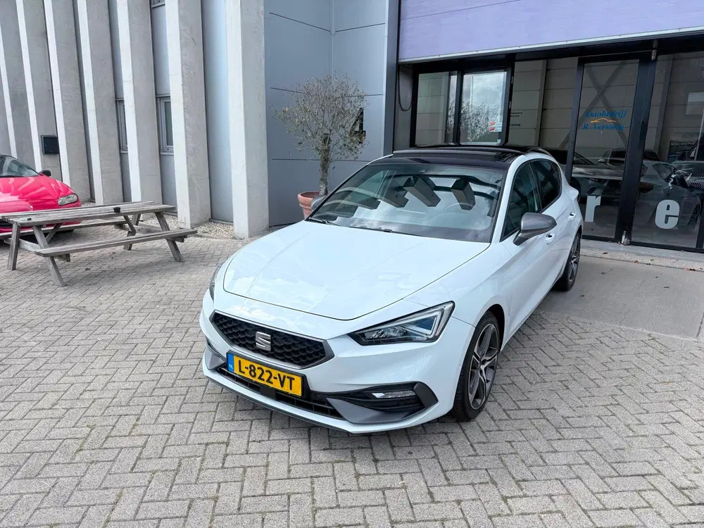 SEAT Leon 1.5 eTSI FR VOL OPTIES NAP PANO CARPLAY NI uit 2021, foto 2