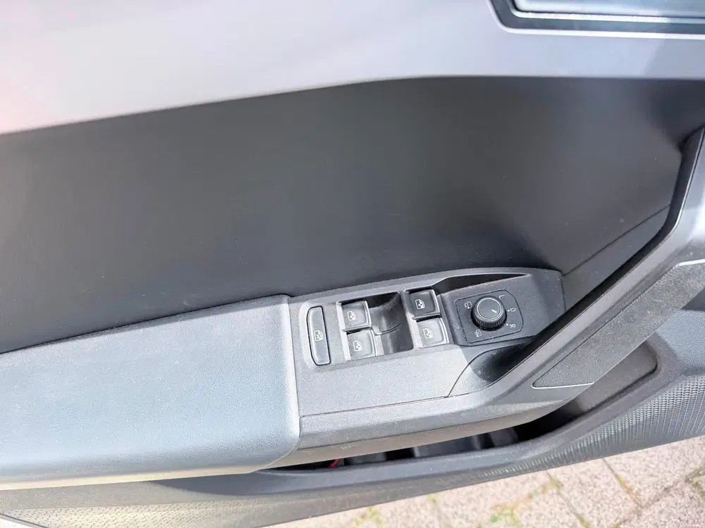SEAT Leon 1.5 eTSI FR VOL OPTIES NAP PANO CARPLAY NI uit 2021, foto 20