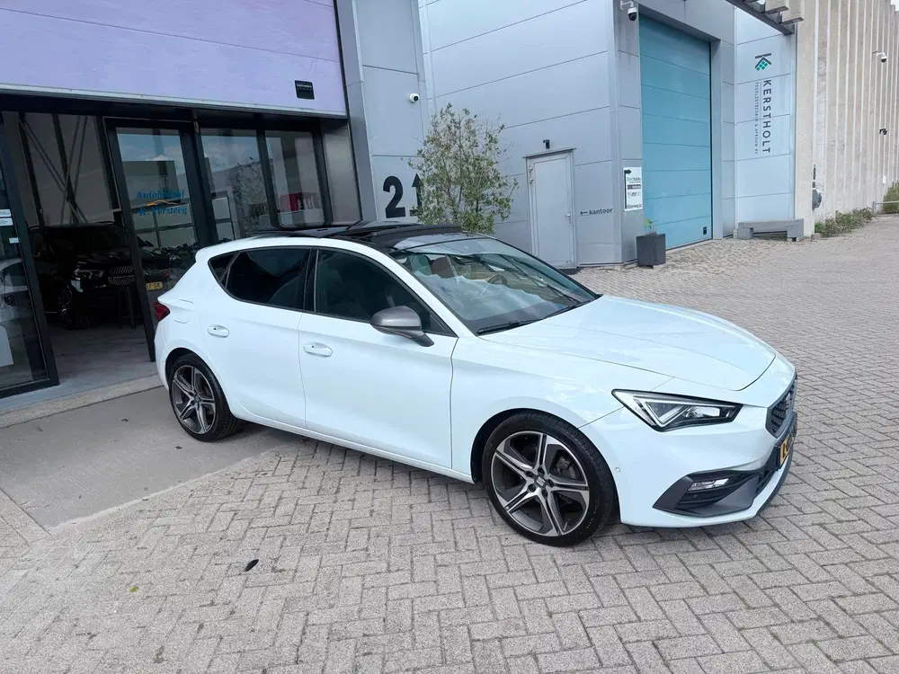 SEAT Leon 1.5 eTSI FR VOL OPTIES NAP PANO CARPLAY NI uit 2021, foto 4