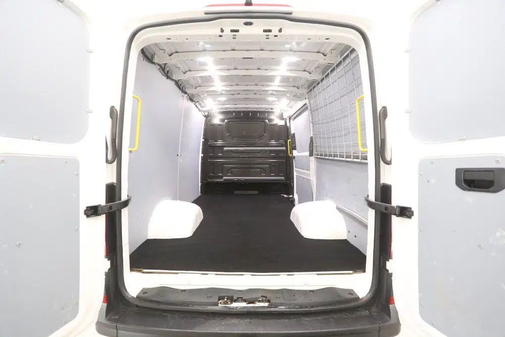 Volkswagen Crafter 2.0 TDI N1* 177PK L3H2 uit 2020, foto 3