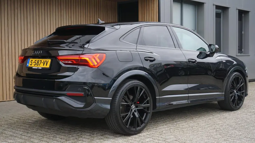 Audi Q3 35 TFSI 3x S-line Virtual Drive select Ada uit 2021, foto 5